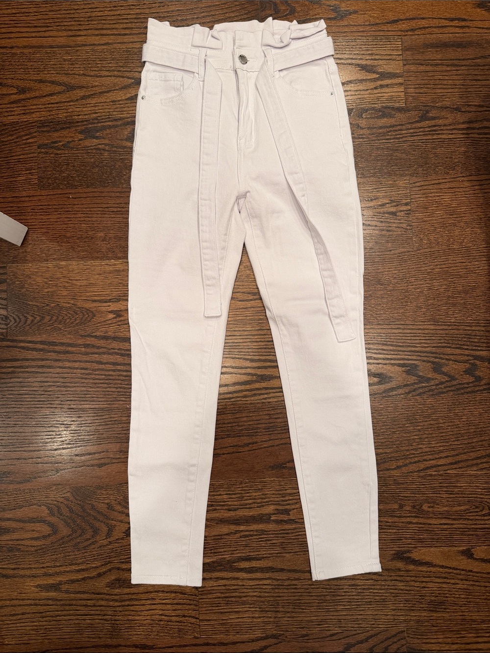 High-Waist White Paperbag Jeans with Self-Tie Belt